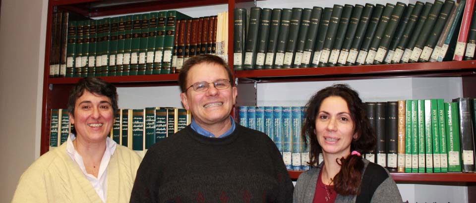 الخميس الواقع فيه 5 حزيران 2014، دافع أمين سر المعهد ومدير المكتبة، الخوري فرنشسكو بارونكلّي، عن أطروحته في اللاهوت المقدس، ونال شهادة الدكتوراه في علوم الزواج والأسرة من معهد يوحنا بولس الثاني في روما.